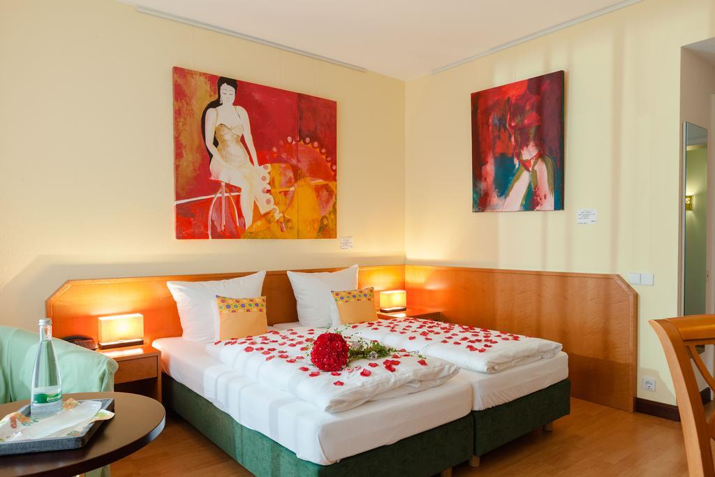 Hotel Tannenhof Baden-Baden Ngoại thất bức ảnh